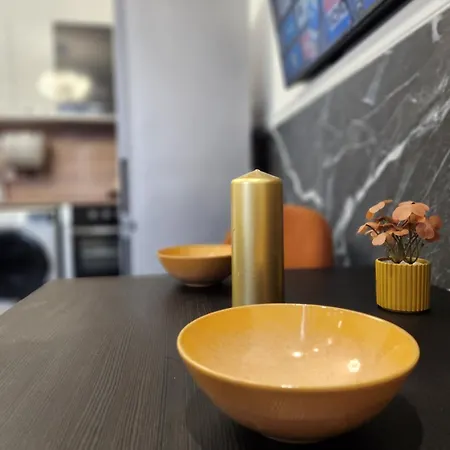 Luxury Td One Bedroom *