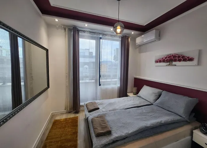 Luxury Td One Bedroom *