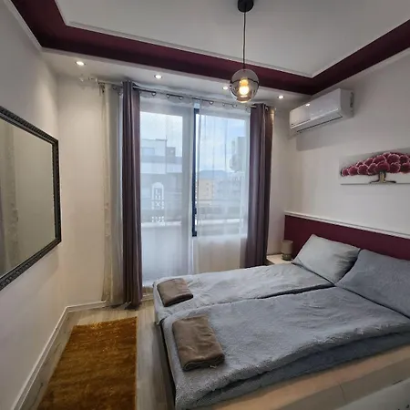 Luxury Td One Bedroom *